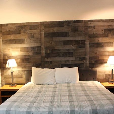 Cedarwood Inn Of Ashland Eksteriør billede