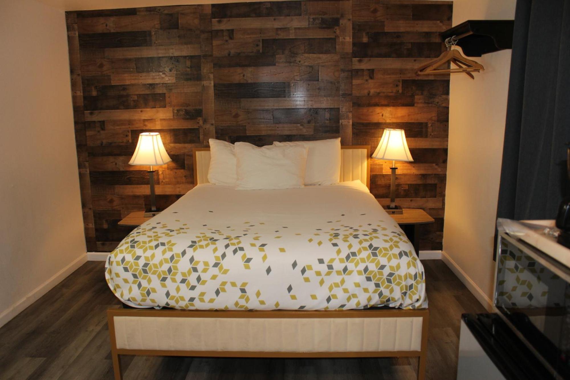 Cedarwood Inn Of Ashland Eksteriør billede